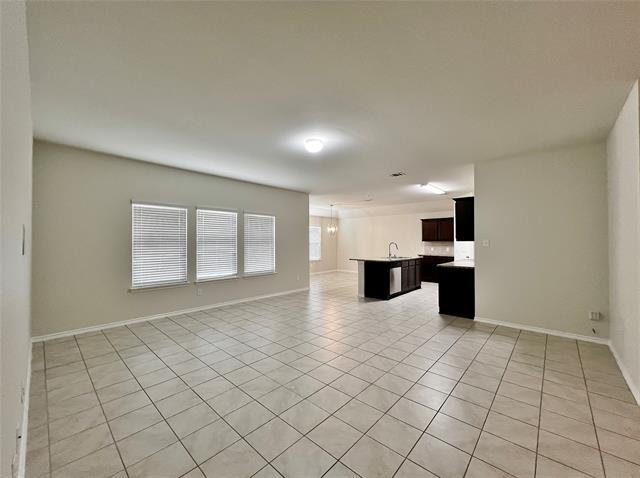 Building Photo - 526 Clearlake Dr