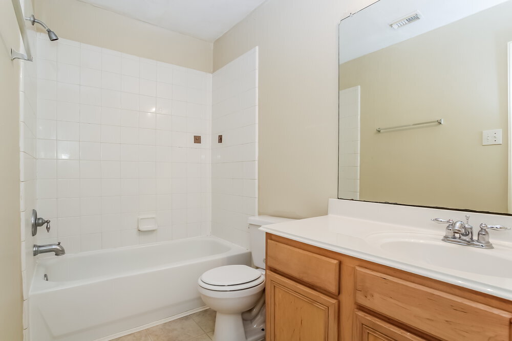 Building Photo - 25306 Barmby Dr