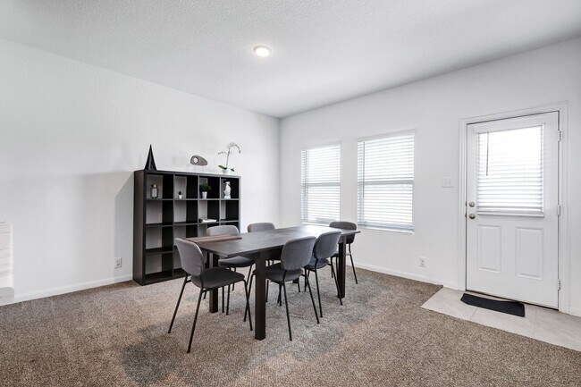 Building Photo - ***APPLICATION CURRENTLY UNDER REVIEW***Tw...