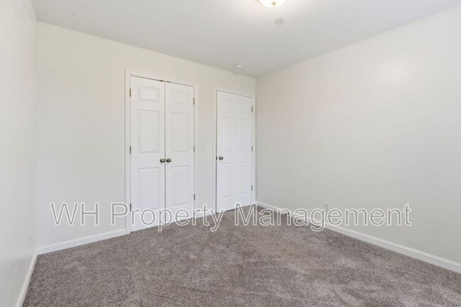 Building Photo - 572 Preakness Cir