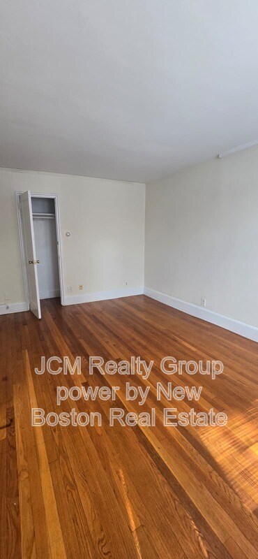 Building Photo - 9 Victory Rd