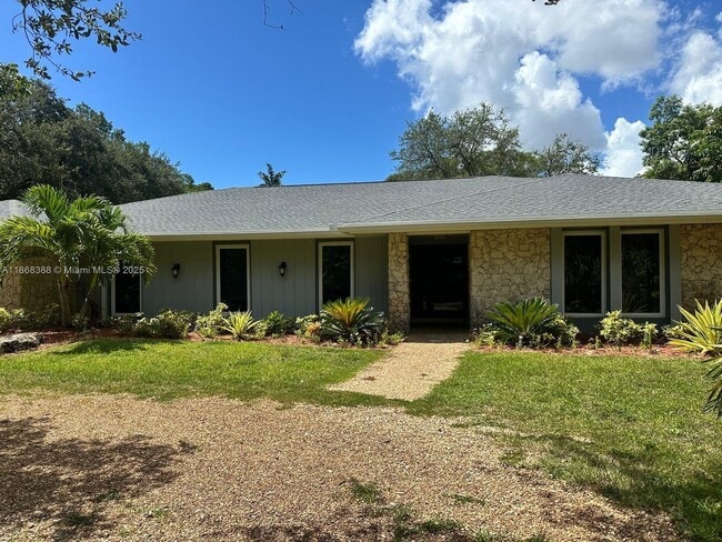 Building Photo - 9480 SW 99th St