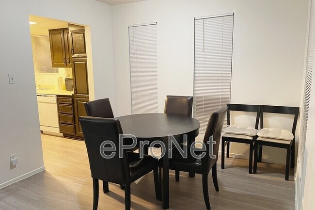 Building Photo - 4650 Koval Ln