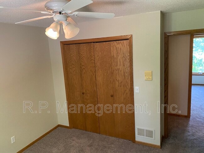 Building Photo - 4626 Linnea Ln