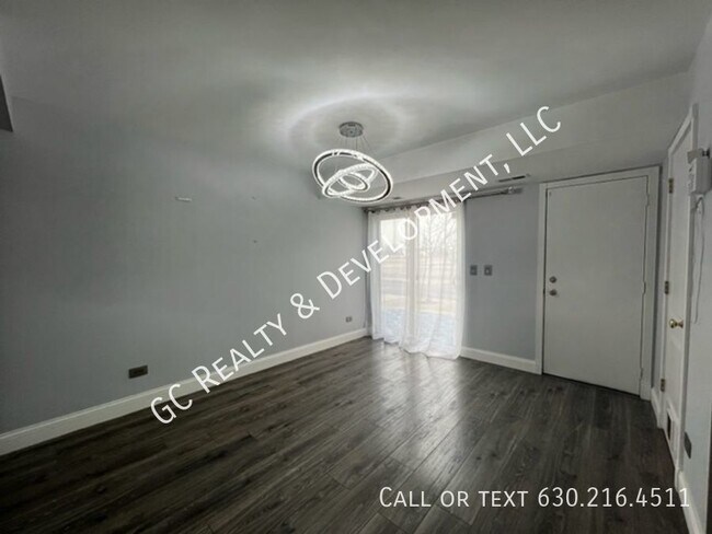 Building Photo - ***HIGHPOINT COMMUNITY / GORGEOUS UPDATED ...