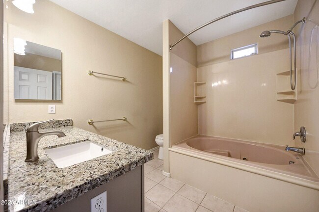 Building Photo - 16804 N 113th Dr