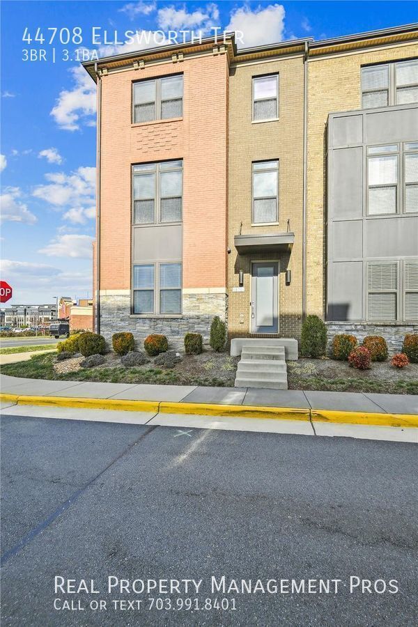 Building Photo - 44708 Ellsworth Terrace