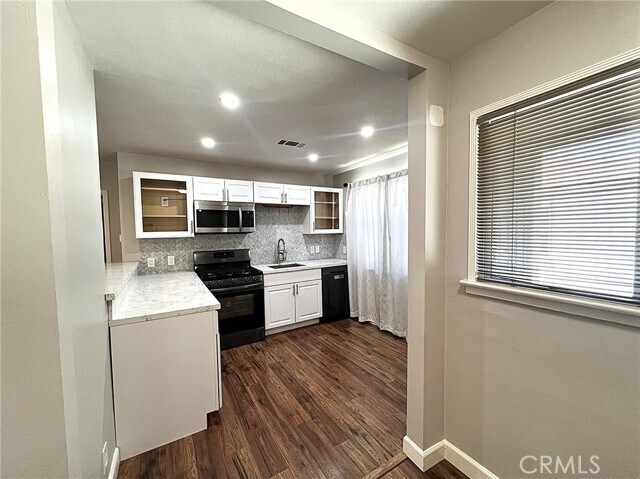 Building Photo - 4544 Edgewood Pl
