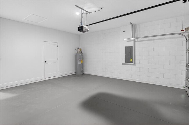 Building Photo - 3272 W Fairbank Dr