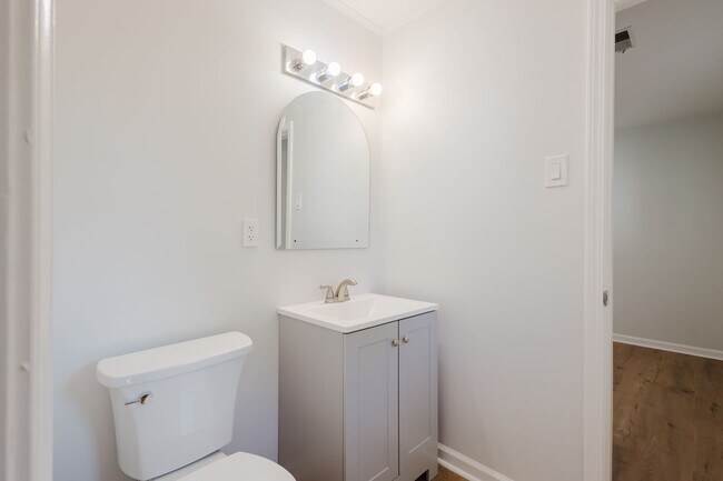 Building Photo - Completely Renovated House in the Holiday Hills Subdivision   251125