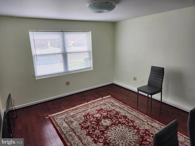 Building Photo - 6302 Hibbling Ave