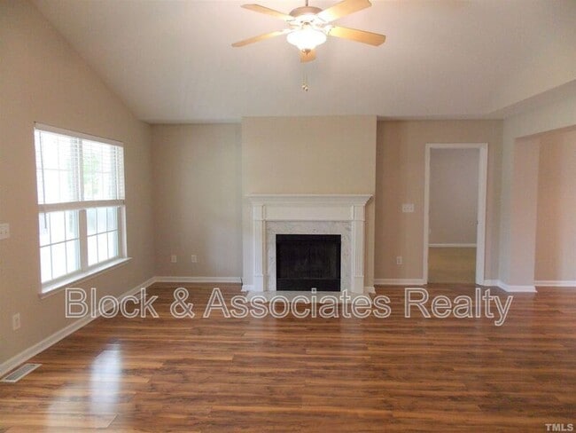 Building Photo - 2506 Patton Ln