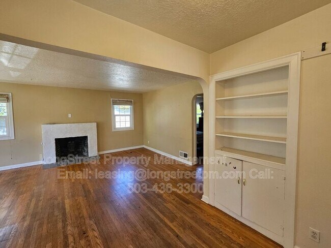Building Photo - 7036 N Concord Ave