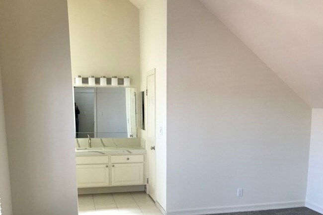 Master Bedroom - 310 Corsair Way