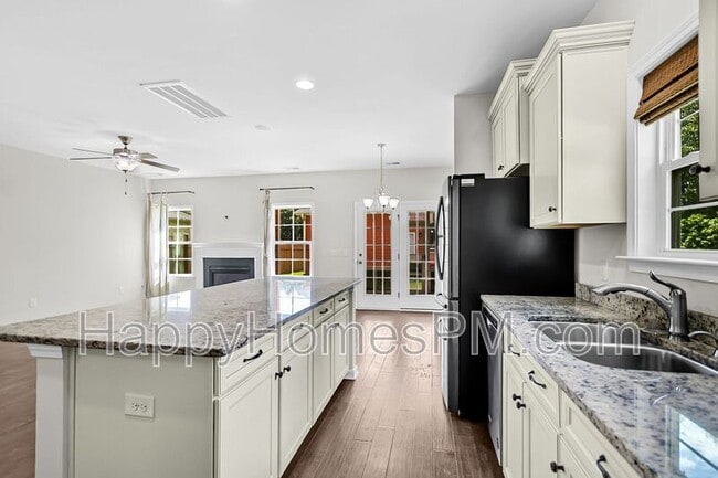 Building Photo - 1718 Emmets Rd