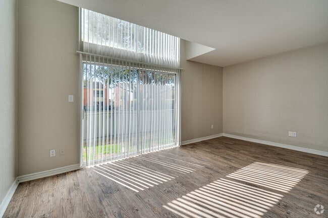 1BR, 1BA - 768SF - Broadmead at The Med