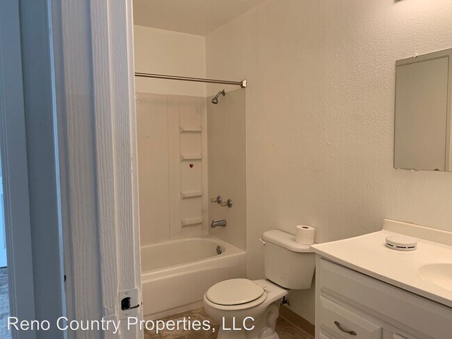 Building Photo - 3 br, 1 bath House - 1015 Baywood Drive