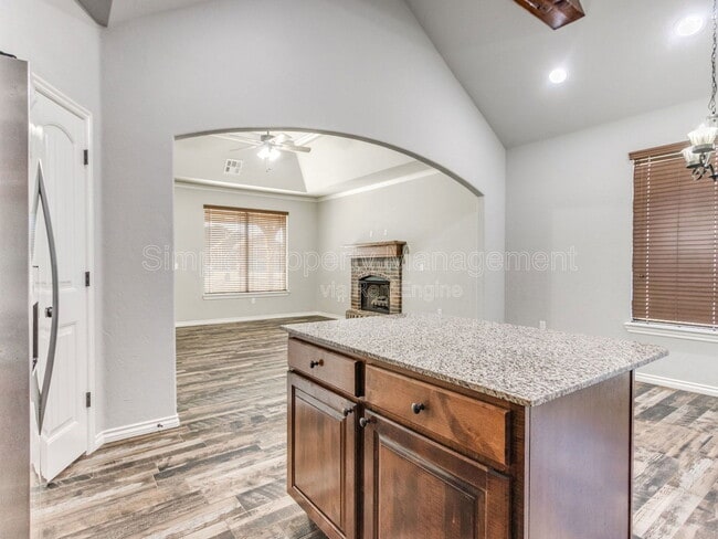 Building Photo - 20575 Pioneer Dr