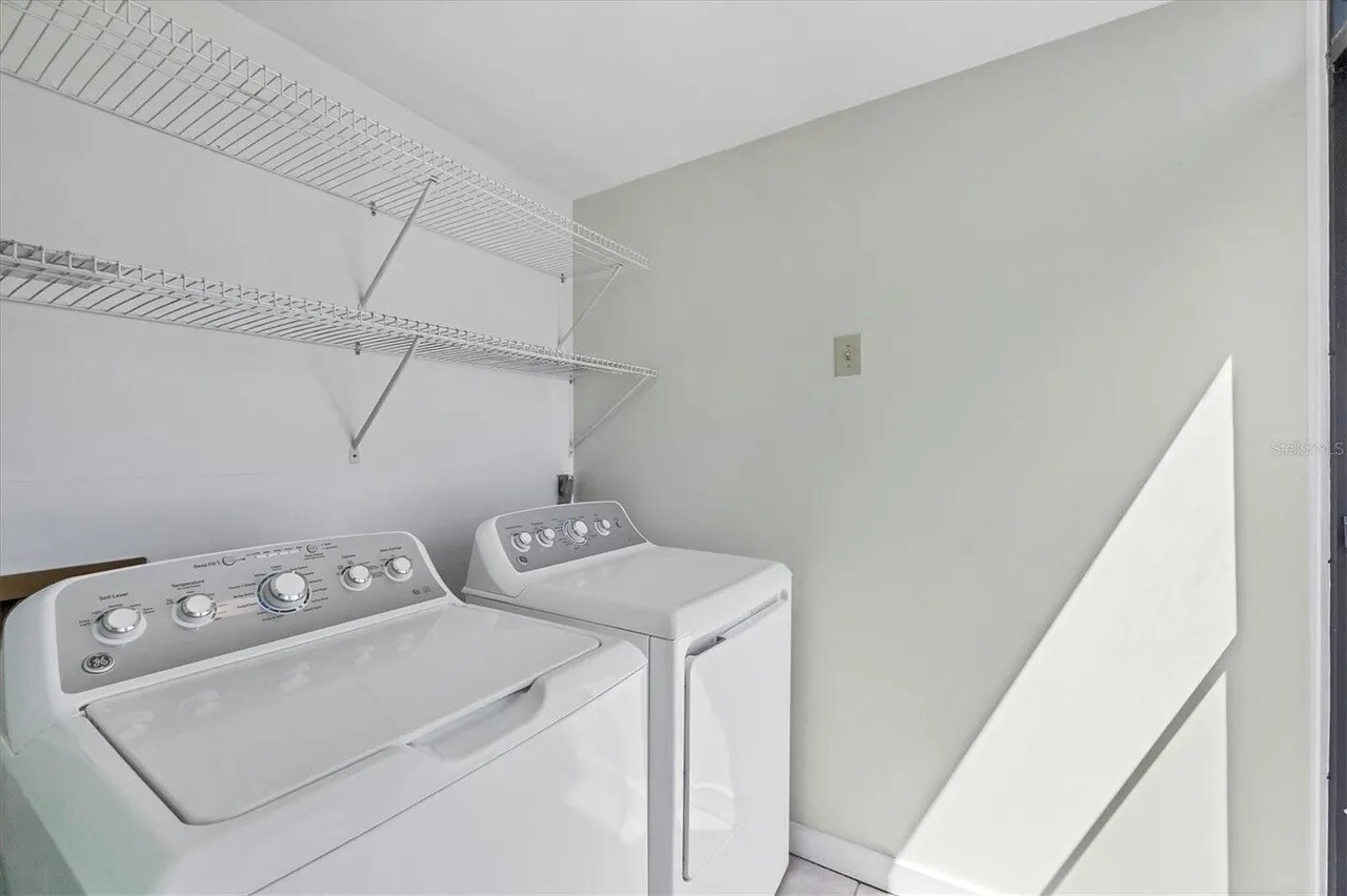 Building Photo - 12298 Buffing Rd