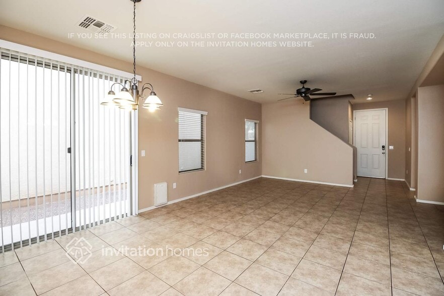Building Photo - 3934 E Jasper Dr