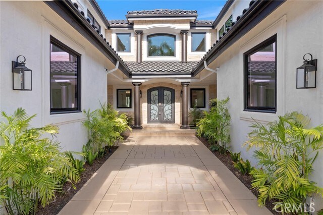 Building Photo - 17437 Oak Creek Ct