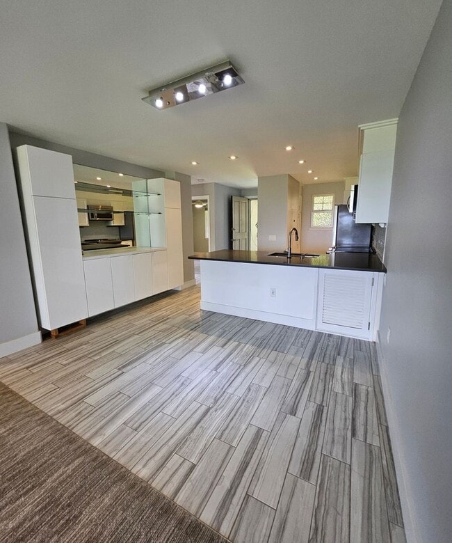 Building Photo - Ocean View 2 bedroom in Wailea Fairway