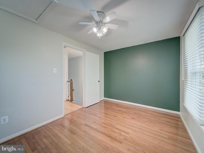 Building Photo - 6191 Little Valley Way