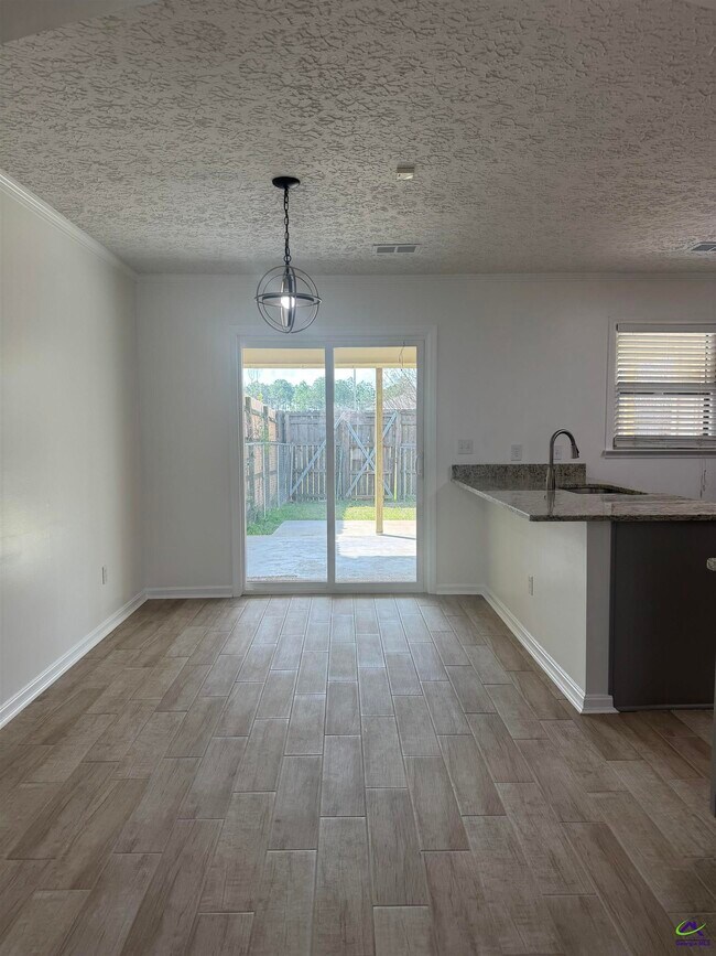 Building Photo - 125 Wingate Cir