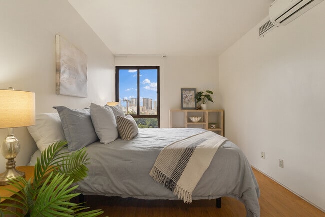 Building Photo - 217 Prospect St