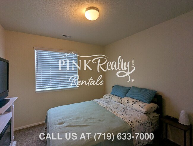 Building Photo - 10167 Roughshod Pt