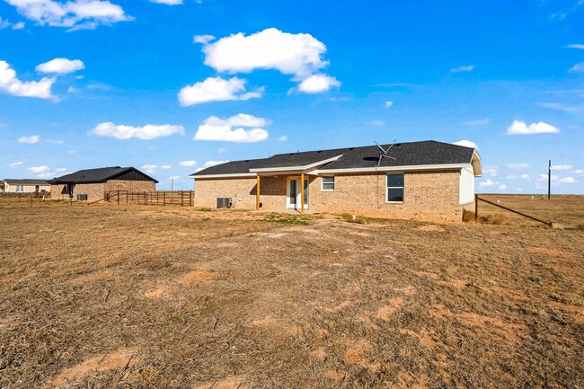 Building Photo - Brand New 3 Bedroom Homes on 1 Acre Lots!