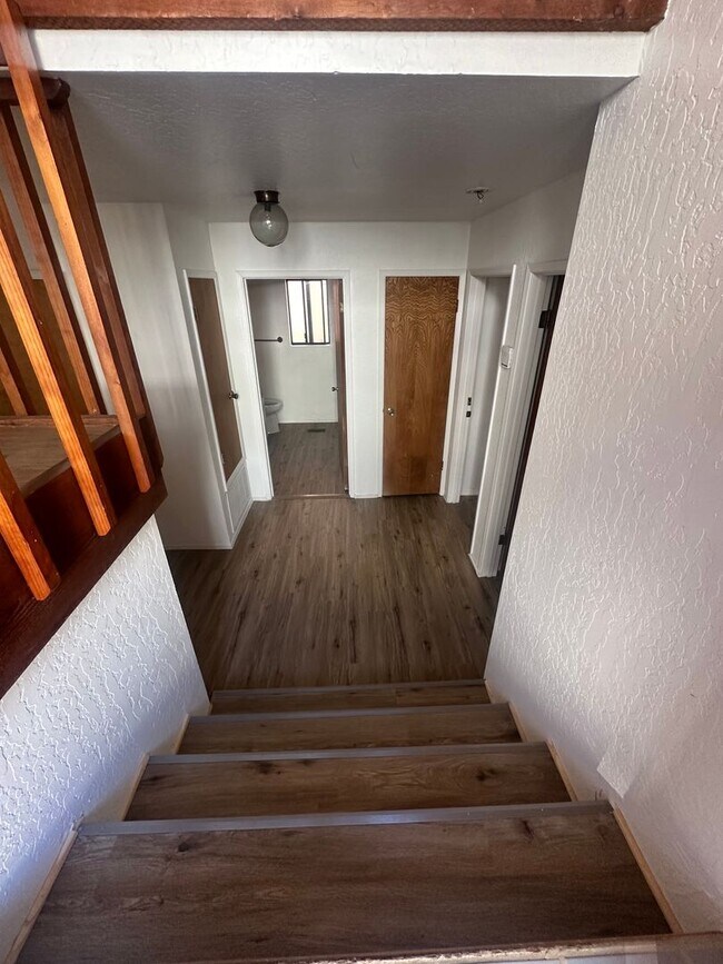 Building Photo - 2 Story Home in Soquel
