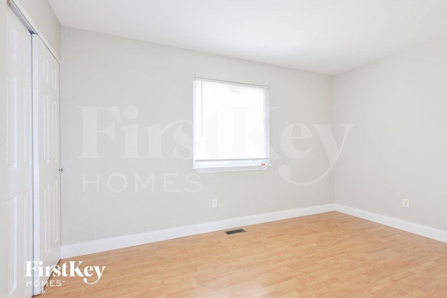 Building Photo - 41 Gary Glen Dr