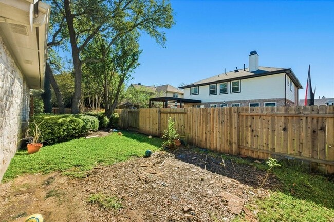 Building Photo - 6213 Mesa Grande Dr