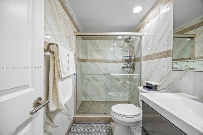 Building Photo - 3001 S Ocean Dr