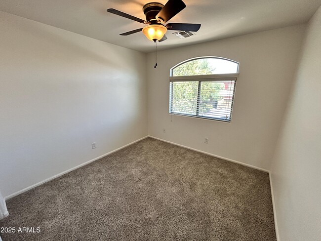 Building Photo - 7611 W Charter Oak Rd