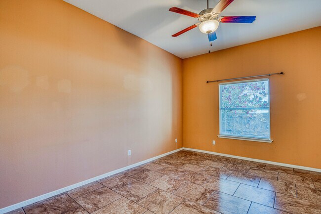 Building Photo - 7701 Maple Landing Court