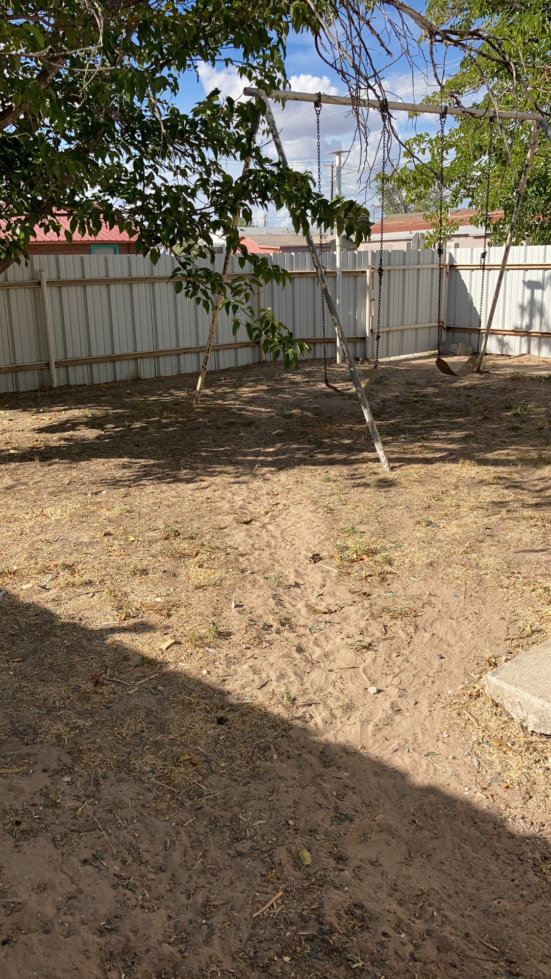 Backyard - 401 S Doris Ave