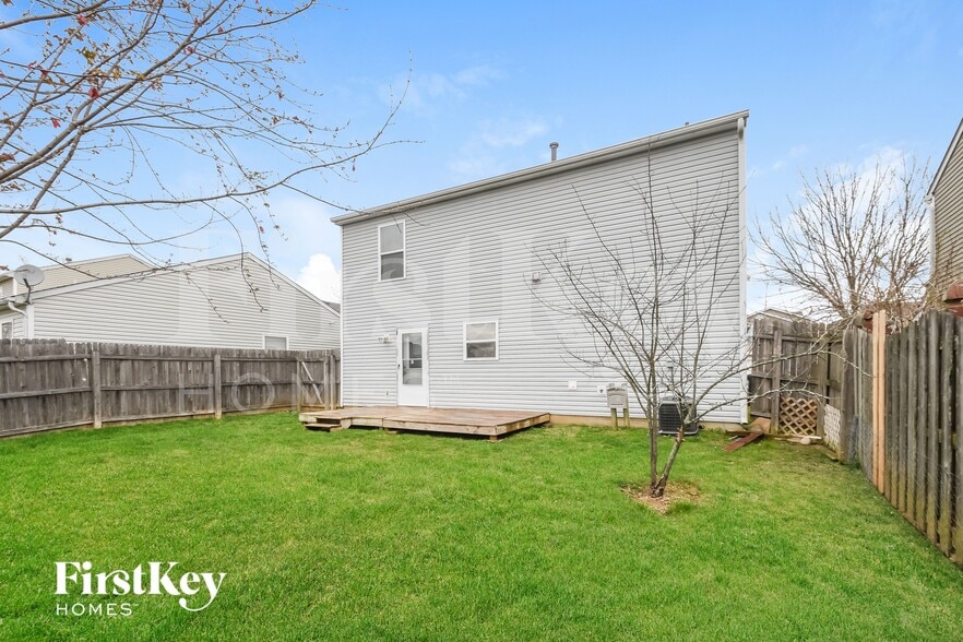 Building Photo - 2332 Providence Ct