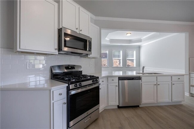 Building Photo - 853 Crossroads Ct