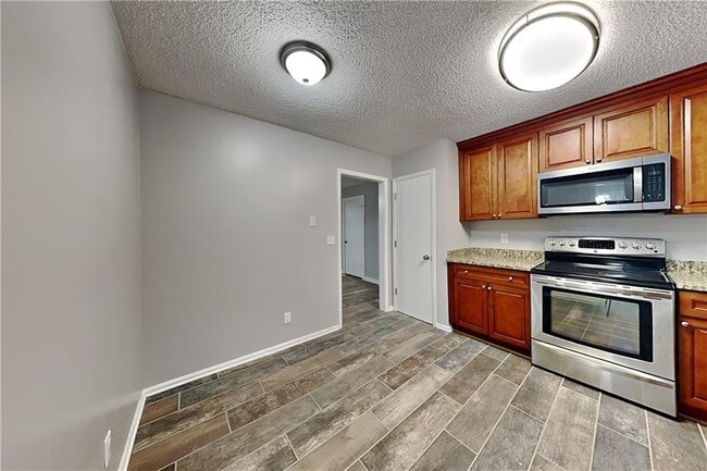 Building Photo - 304 Winchester Way