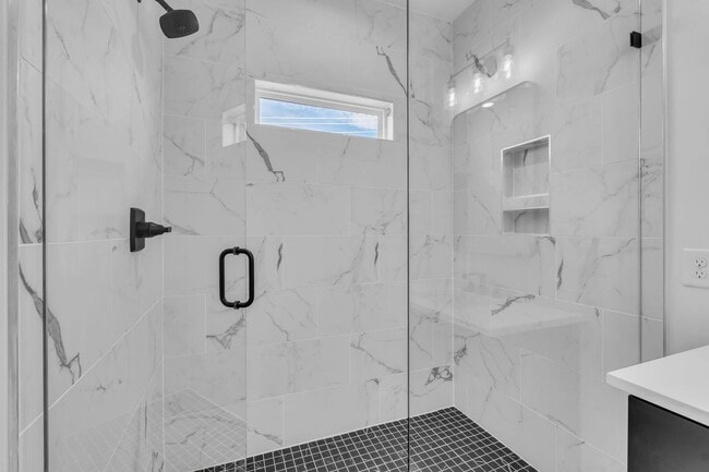 Building Photo - New build in West Nashville!