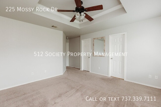 Building Photo - 225 Mossy Rock Dr