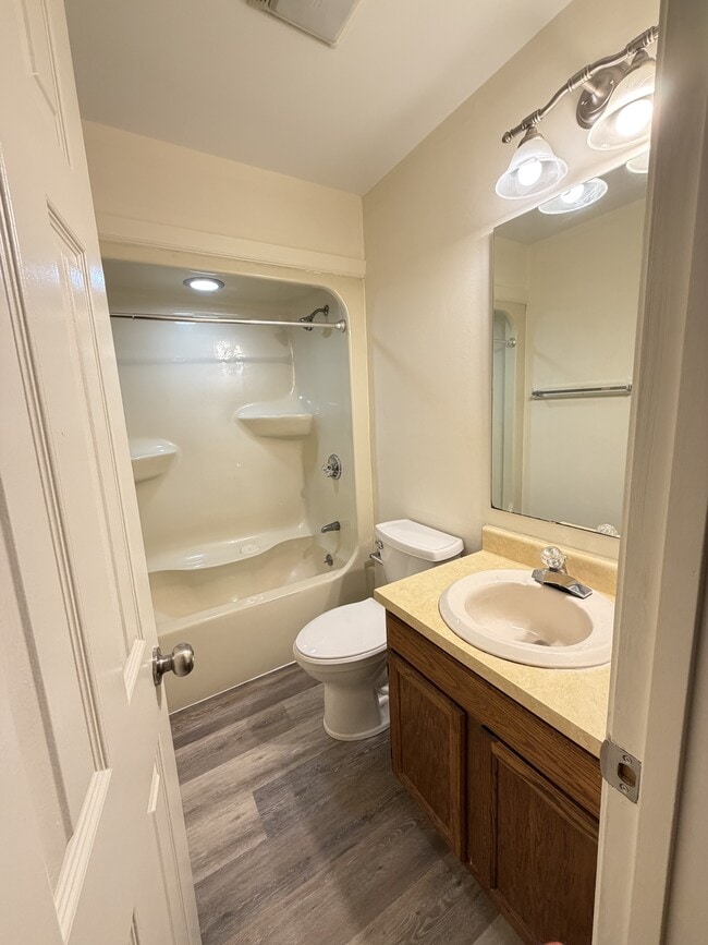 Building Photo - 3263 Carlyle Dr NW