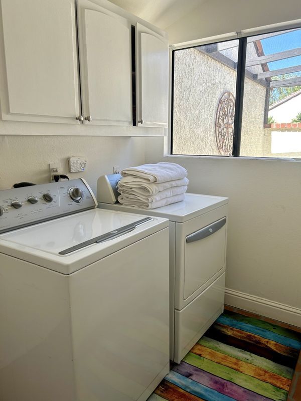 Building Photo - 22 Cll Escala