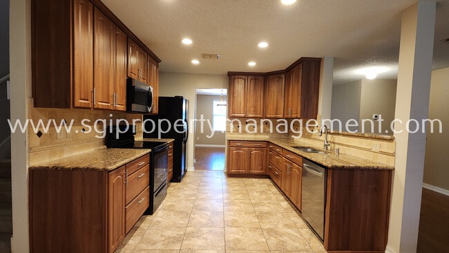 Building Photo - 2604 Bandera Pl