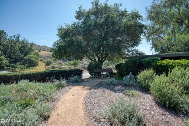 Building Photo - 254 Sequoia Ct