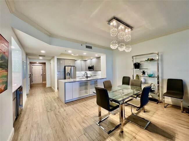 Building Photo - 3321 Sunset Key Cir