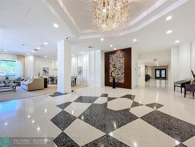 Building Photo - 2000 S Ocean Blvd