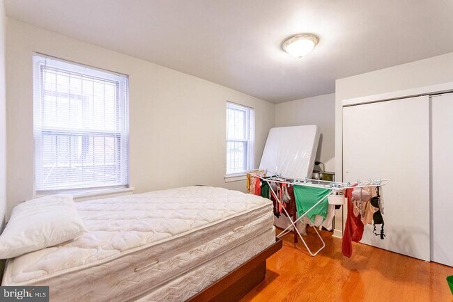 Building Photo - 2220 Fitzwater St